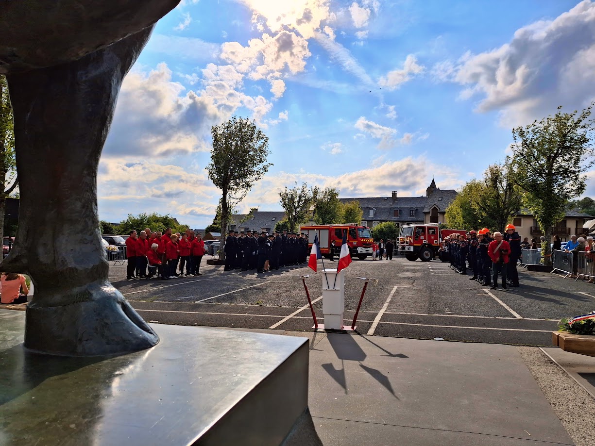 Lire la suite à propos de l’article Inauguration du nouveau centre de secours et passation de commandement