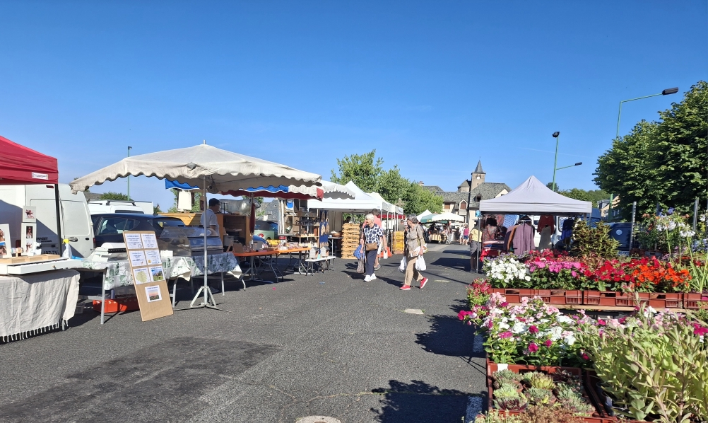 Lire la suite à propos de l’article Un stand d’information sur nos marchés locaux pour présenter le « carnet de santé numérique »